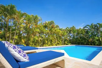 4br4balargelarge Pool\/lounge Area Casa Linda