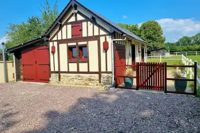 Image de Le charme et la quiétude de la campagne normande à 25 mn d'Honfleur.