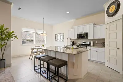 Image de Stunning South Kennewick Home