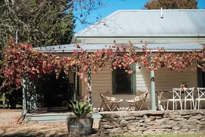 Image de Quintessential Australian homestead via Mansfield. Free wifi & private garden
