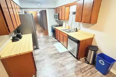 Image de Promo 10% Weekly And 15% Monthly! \nSpacious & Quaint Home Game Room Lots of Beds!