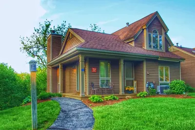 Image de Spacious Updated Villa w/2 King Beds, Fireplace, Near Spa, Golf, Ski