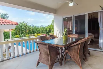 Luxurious Villa With 3 Bedrooms, Private Pool and Wifi