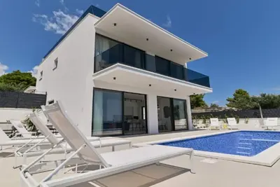 Image de Five bedroom Villa with Terrace