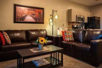 Image de Holiday Hills 2br | Pools, Golf, King, Walk-In