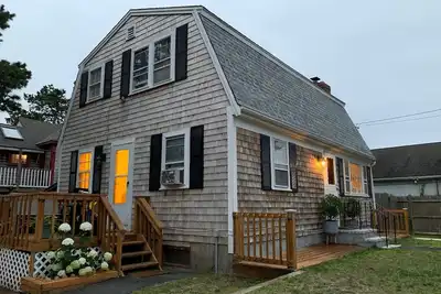 Image de Cozy Cottage Walking Distance to the Beaches of Nantucket Sound