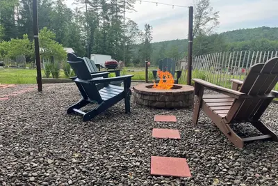 Image de The Chalet - Rustic Retreat