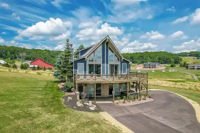 Image de Pets welcome! Free golf + lake access! Pickle Ball