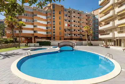 Image de Bel appartement pour 4 personnes avec Wifi, piscine, Tv, terrasse et animaux admis