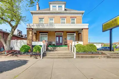 Image de Centrally Located Beaver Falls Home w/ Fire Pit!