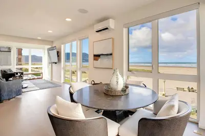 Image de Seaside Vacation Rental: Walk to Beach & Downtown!
