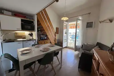 Image de Appartement 2 pièces avec mezzanine, 4 couchages, balcon, parking, à 100m de la mer, Saint-Jean-de-Monts