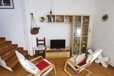 Image de Maison spacieuse à Llançà pour 10 pers, proche plage avec terrasse panoramique