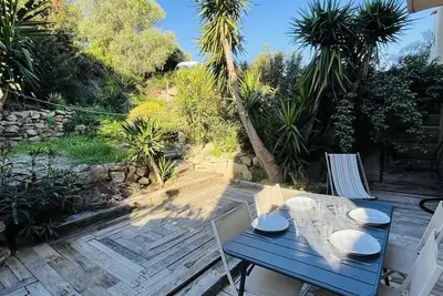 Image de Appartement avec terrasse, 2 chambres, parking privé, à 2km de la plage - L'Île-Rousse