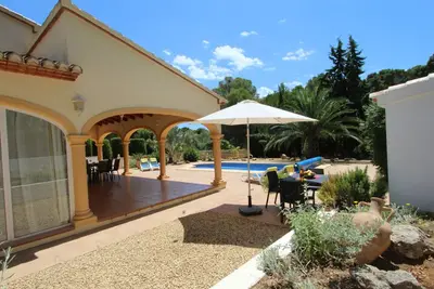 Image de Villa charmante avec piscine privée, plage à 1km