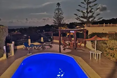 Image de Villa confortable avec piscine privée et climatisation à Moraira