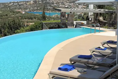 Image de Almyrida Panorama Villa. Incredible villa, sea views, 13m pool, walk to beach.