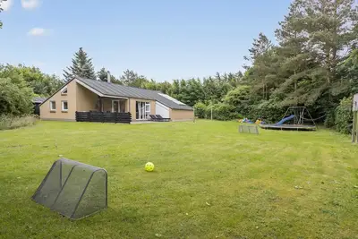 Image de Maison confortable à Spøttrup avec.
