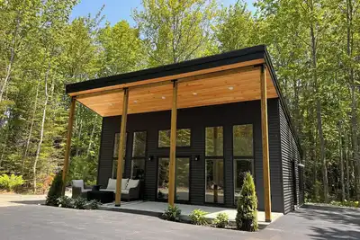 Image de Black Haven Tiny Home