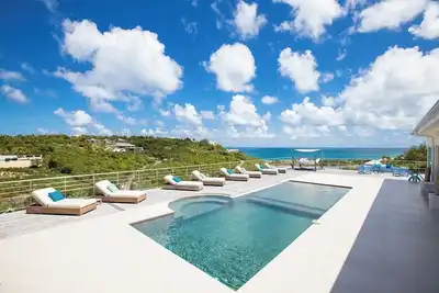 Image de Please Inquire Before Booking – Luxury Villa