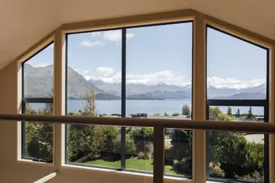 Tawhiri - stunning views in paradise