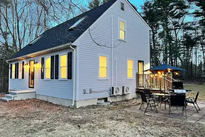 Image de 5min from the Gillette Stadium! Sleeps 12 people! - Pet-Friendly! \n\n\n
