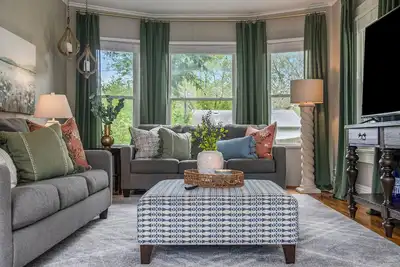 Image de Enchanting Benson Home, Bbq & Fenced Yard!