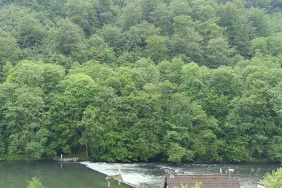 Image de Liebevoll Eingerichtete Ferienwohnung am Fluss in Beliebtem Wandergebiet