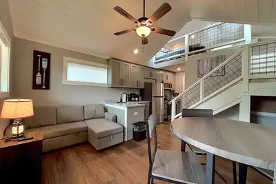 Image de Brand New! Lake Chatuge Tiny Home on Main Street!