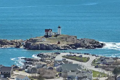 3br Oceanfront on Nubble Cliffs!