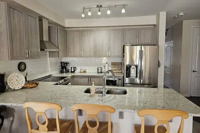 Image de Entire Home in Kemptville! Modern Home and Great Location; 3 bedrooms