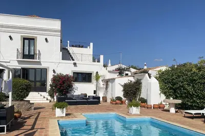 Image de Casa Traditional Portuguesa de 4 Quartos com Piscina Privada ´old Manor´