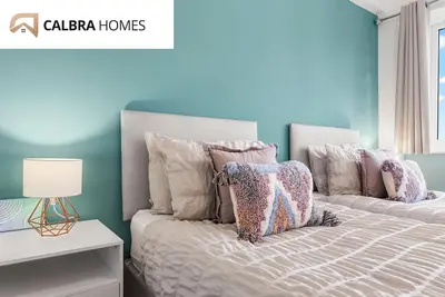 Image de Experience a beautifully maintained home in a quiet setting,