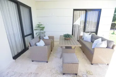 2 Bdr. House With Private Pool