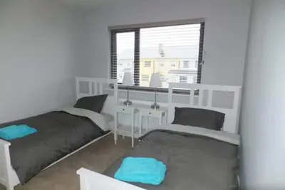 Image de Modern & cosy lakeside house in stunning Loughrea.