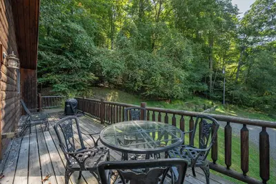 Image de Cozy Dog Friendly Retreat w/ Hot Tub & Views