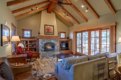 Image de Peaceful Cottage  with Private Hot Tub