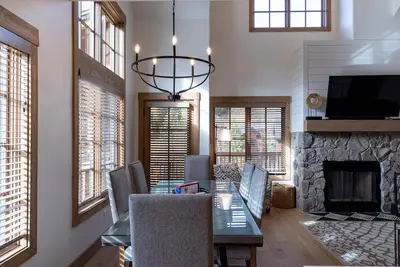 Image de Ideal 2 Bedroom Townhome  | Ski in/Ski Out