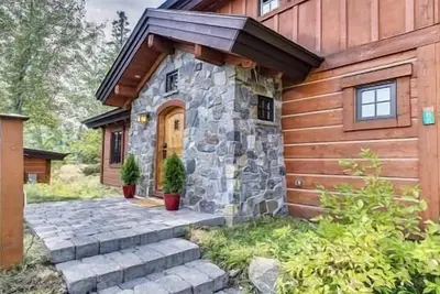 Image de Delightful Cottage with Gas Fireplace