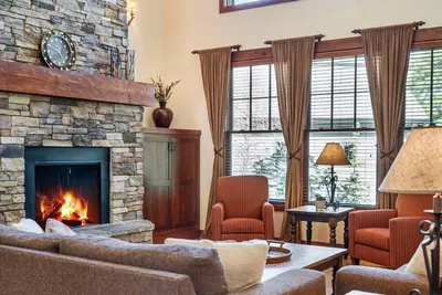 Image de Beautiful Estate Home|Gas Fireplace|Outdoor Bbq