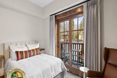 Image de Captivating Studio  | Pet friendly with Balcony