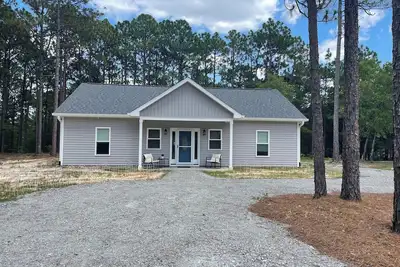 Image de Spacious house with pool less than 5 miles from the village of Pinehurst