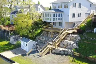 Image de Lakefront Home w/ Sunset Views. New to Rental Market! Pontoon Rental Available.