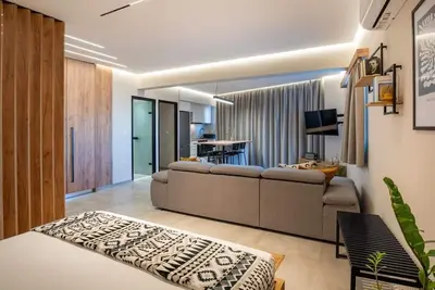 Cozy apartment super close to Old town of Rhodes  with sea view.