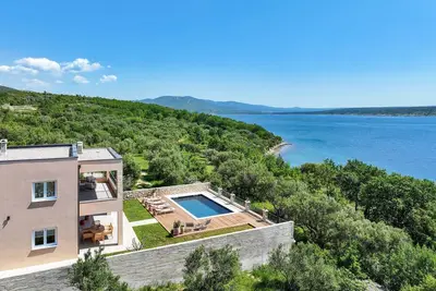 Image de Belle maison à Maslenica avec WiFi