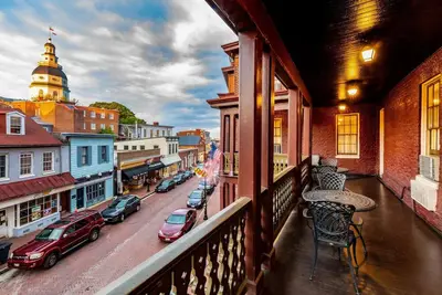 Image de Maryland Inn 2 Double Beds, Historic Inns, Modern Amenities, Event Space, City Center