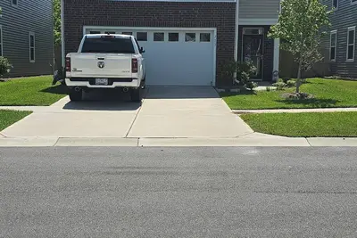 Image de Kids need space too!