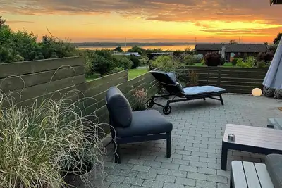 Image de Cozy summerhouse with spectacular views!
