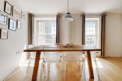 Image de Greenwich Mill - Modern Comfort & Historic Charm