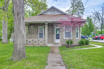 Image de Pet-Friendly Pacific Cottage Near Purina Farms!